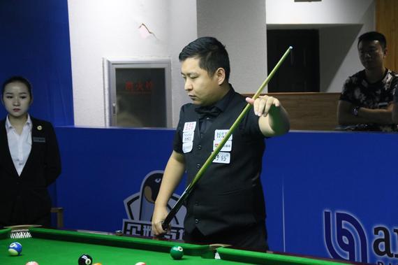 摆在台前 摆在台前