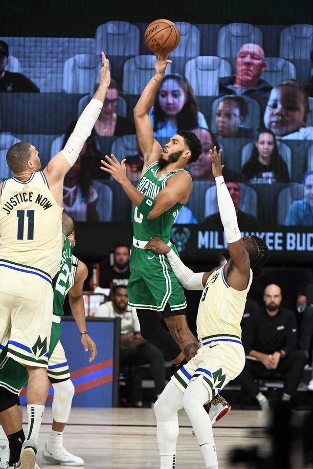 弗兰克：孙兴慜明天会首发并担任队长，在韩国球迷面前告别