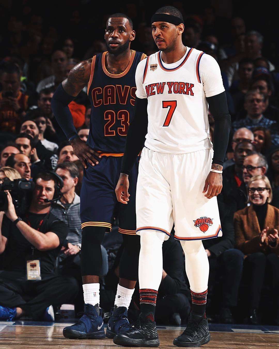 与其围绕某 与其围绕某